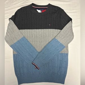 Knitted Tommy sweater!